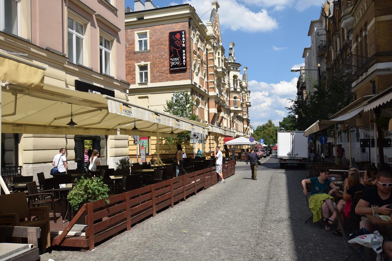 Elegant Apartment Chmielna Promenade Warsaw Exterior photo