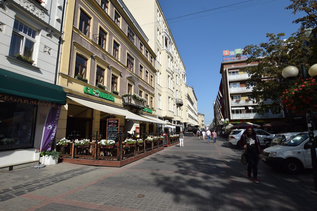 Elegant Apartment Chmielna Promenade Warsaw Exterior photo