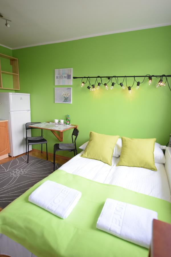 Elegant Apartment Chmielna Promenade Warsaw Exterior photo
