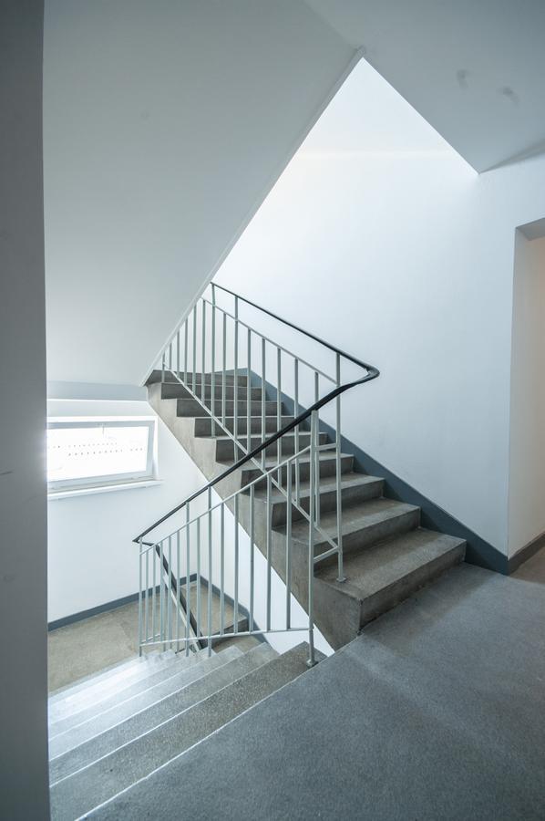 Elegant Apartment Chmielna Promenade Warsaw Exterior photo